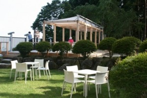 東側展望台とテラス blog