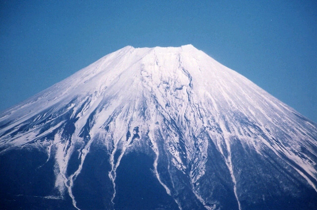 雪被る富士山（2003年3月22日）