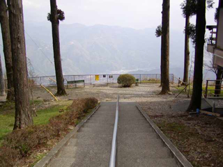 山頂南側展望台