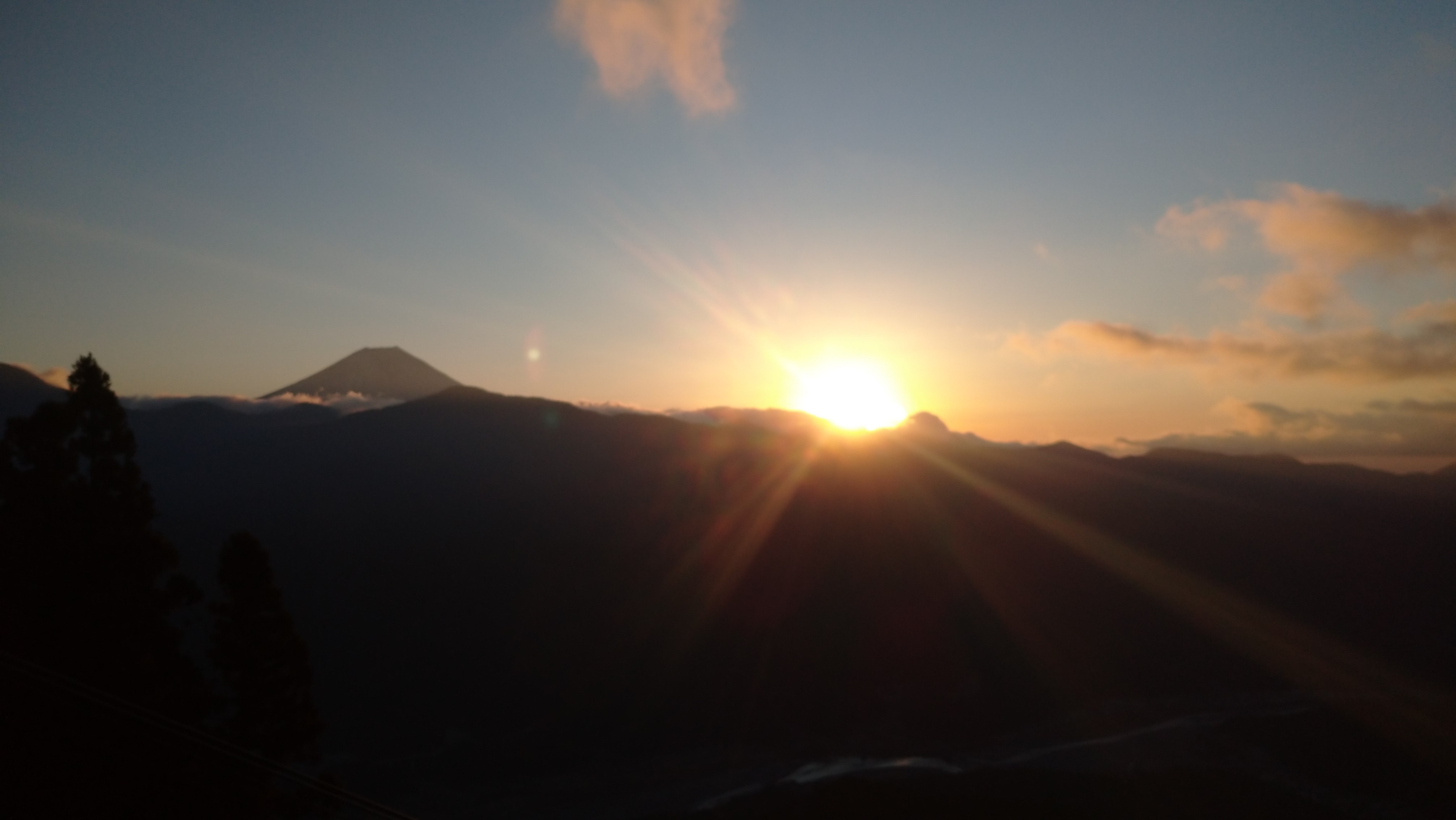 [晴れました！] 1月3日のご来光